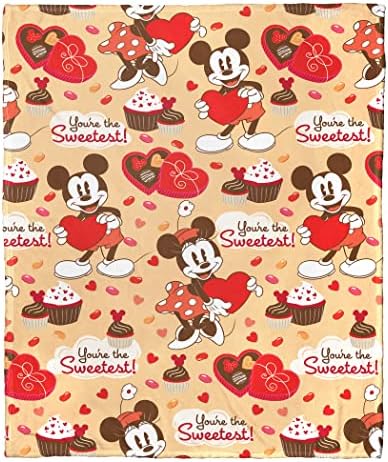 Покривалото Northwest Disney Mickey Mouse Silk Touch, 50 х 60, Ти си Най-сладко