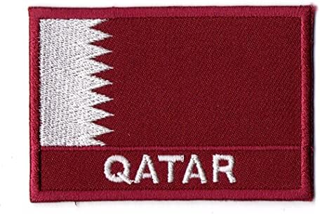 Първа нашивка с Флага на Катар, Малка, Бродирани Желязо, за Шапки, Ризи, Якета, Дрехи, Раници, Дънки, Шапки с Размери Около