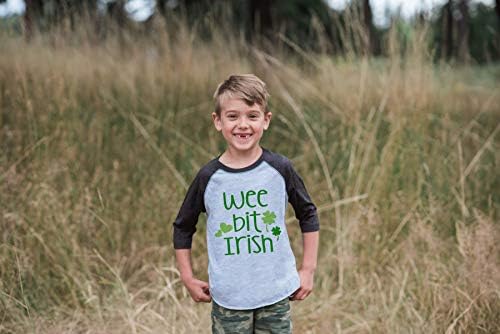 Детски дрехи 7 ate 9 Wee Bit на Ирландски Деня на Св. Патрик Сива Тениска Raglan