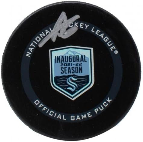 Адам Ларсон подписа хокей шайба Kraken Първия сезон на НХЛ срещу Case Fanatics - за Миене на НХЛ с автограф