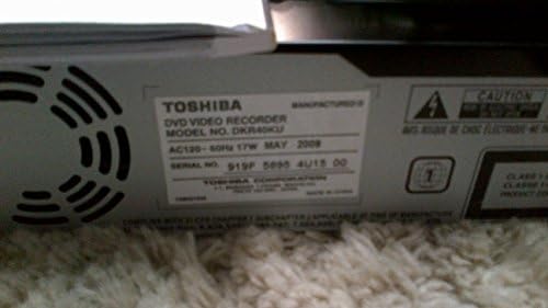 DVD записващо устройство Toshiba DKR40 с възможност за преобразуване с резолюция 1080p